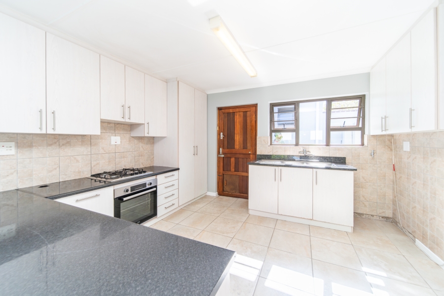 3 Bedroom Property for Sale in Beacon Bay Eastern Cape